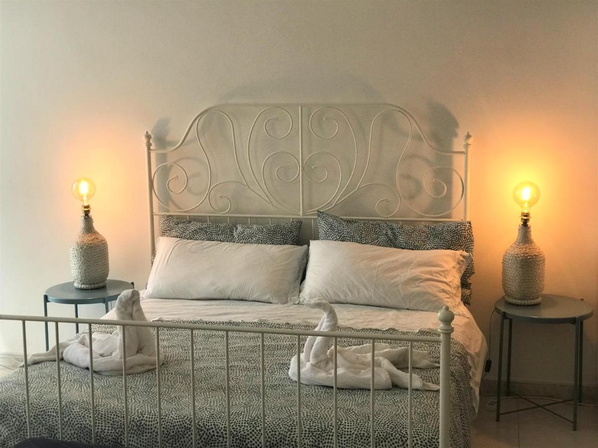 Vecchia Paradiso - A Un Passo Dal Mare Mesina Habitación foto