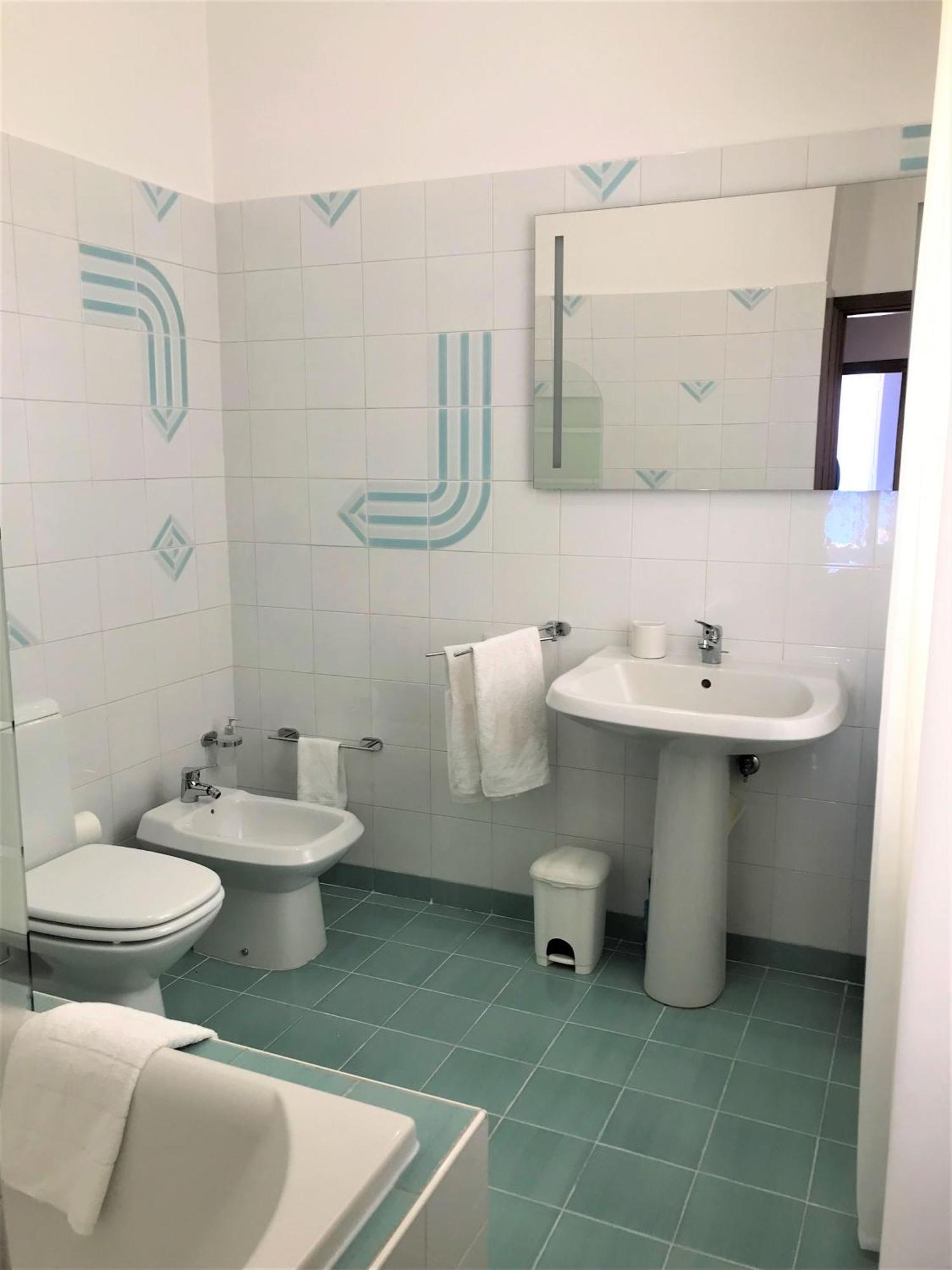 Vecchia Paradiso - A Un Passo Dal Mare Mesina Habitación foto