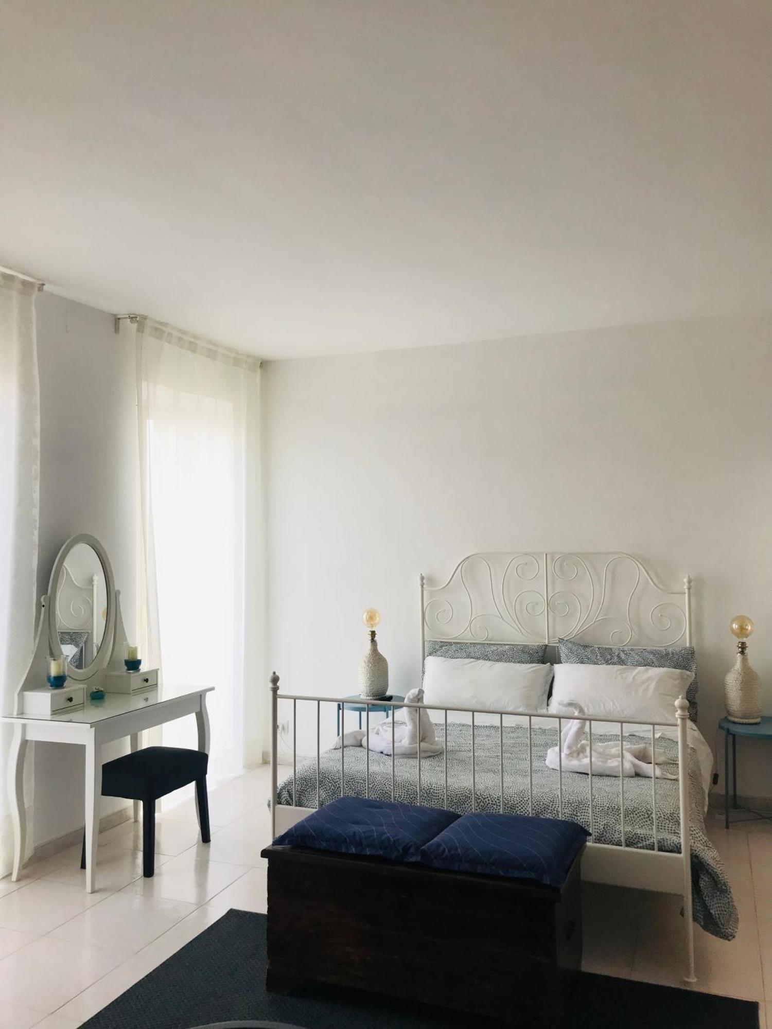 Vecchia Paradiso - A Un Passo Dal Mare Mesina Habitación foto